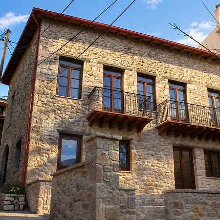 δρυάδες Apartment Arachova