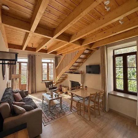 δρυάδες Apartment *